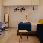 Flora\'S Apartment Golem